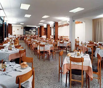 Garbí Hotel 3*