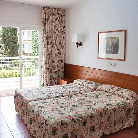 Hotel Garbi 3*