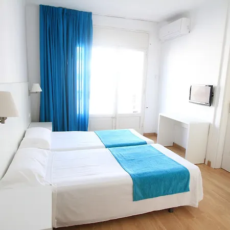 Hotel Garbi 3*